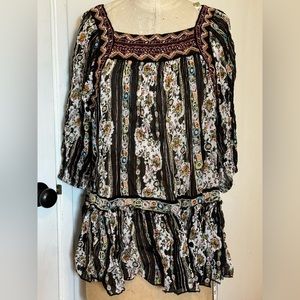 CLOSET CLEAR OUT: Free People Sheer Metallic Tunic